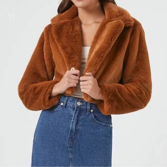 Forever 21 Plush Cropped Faux Fur Coat sz M - Picture 12 of 12